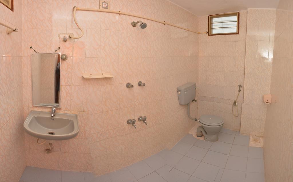 Siva Guest House مهاباليبورام المظهر الخارجي الصورة